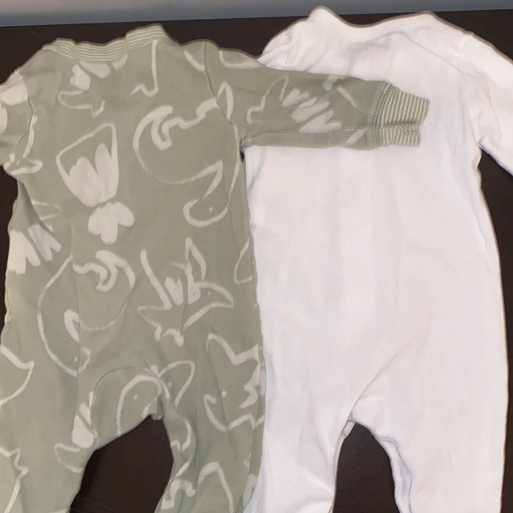 Two 0-3 month sleepers. 1 GAP and 1 Carters. - Picture 5 of 5